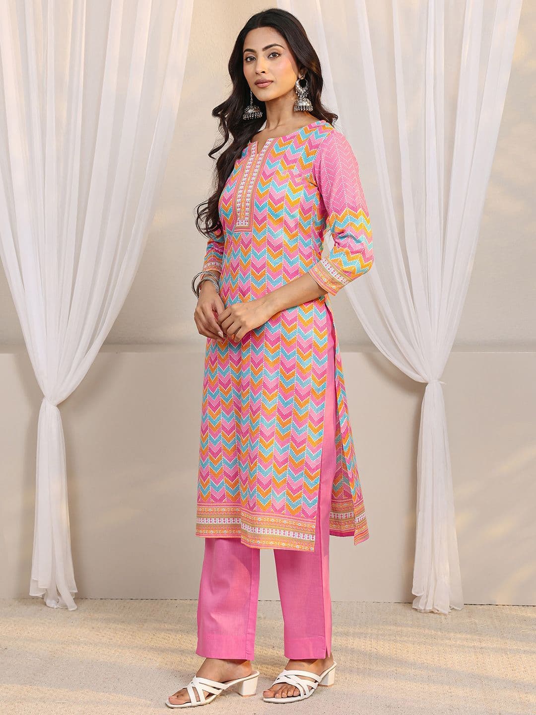 Gerua By Libas Libas Pink Chevron Printed Straight Suit Set with Dupatta thumbnail 7