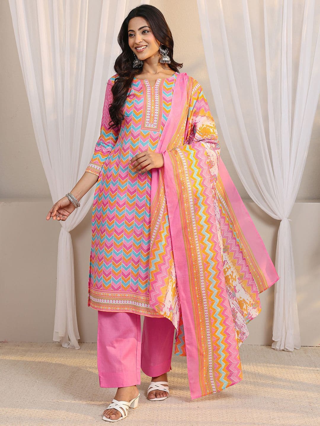 Gerua By Libas Libas Pink Chevron Printed Straight Suit Set with Dupatta thumbnail 5