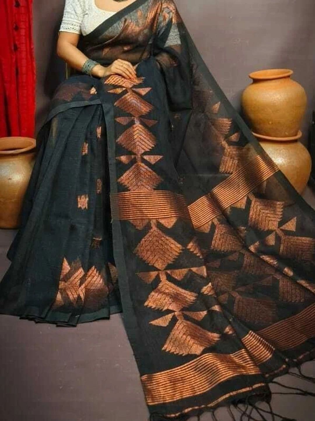 MRITTIKA LOOMS Woven Design Zari Pure Cotton Saree thumbnail 3