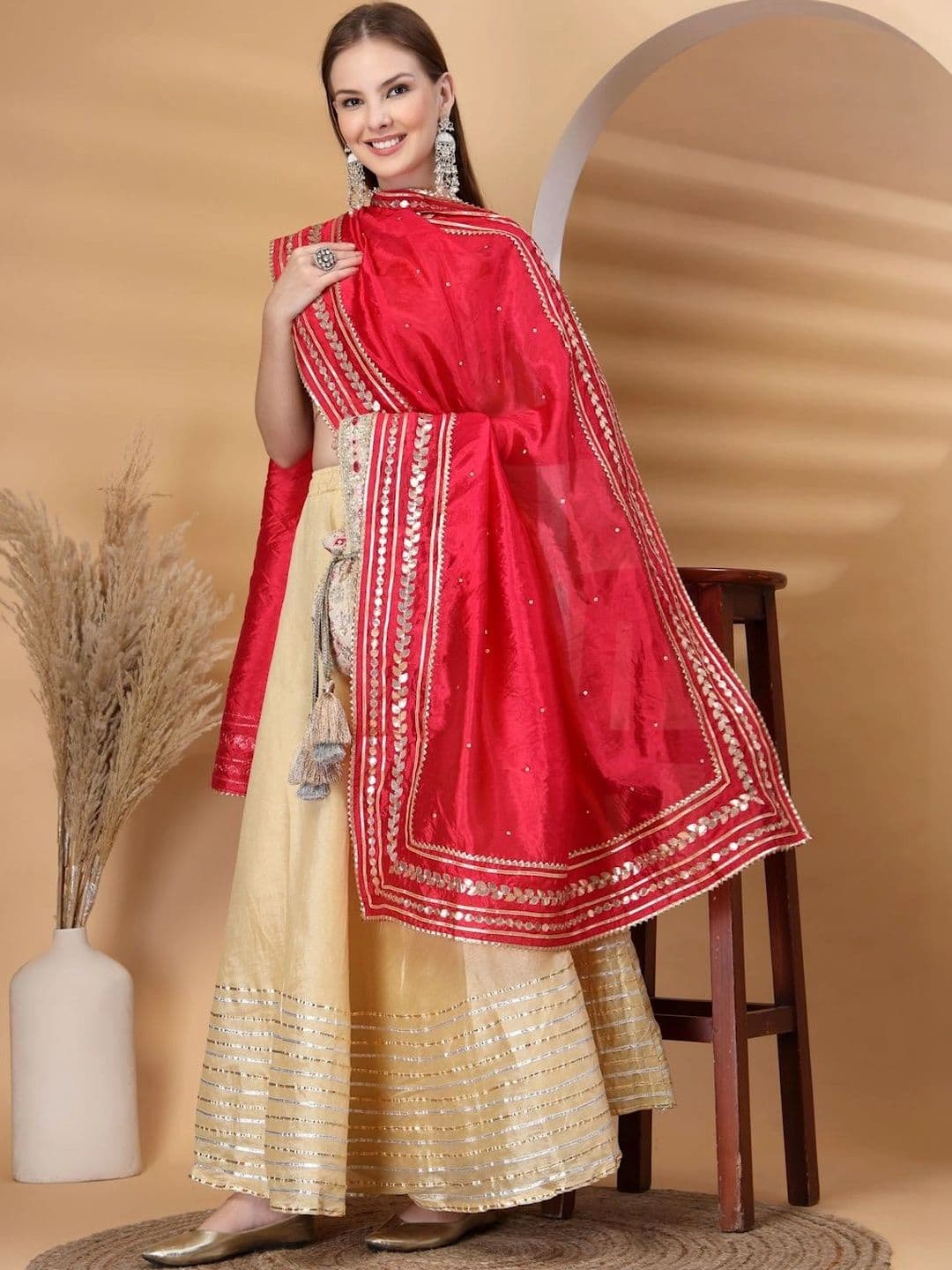 KALINI Dupatta with Gotta Patti thumbnail 5