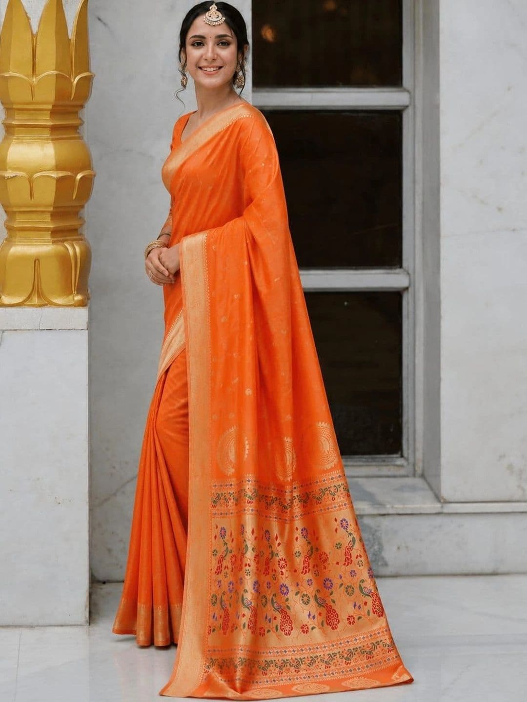 vastranagari Woven Design Zari Art Silk Designer Banarasi Saree thumbnail 4