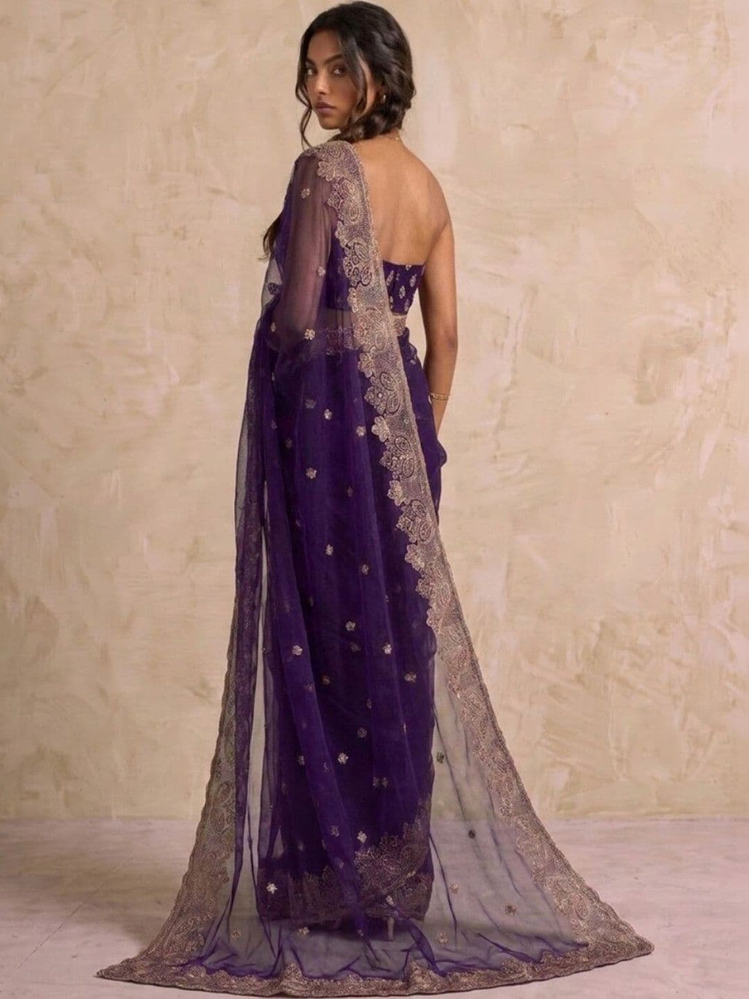 SAARA Embellished Embroidered Saree thumbnail 4