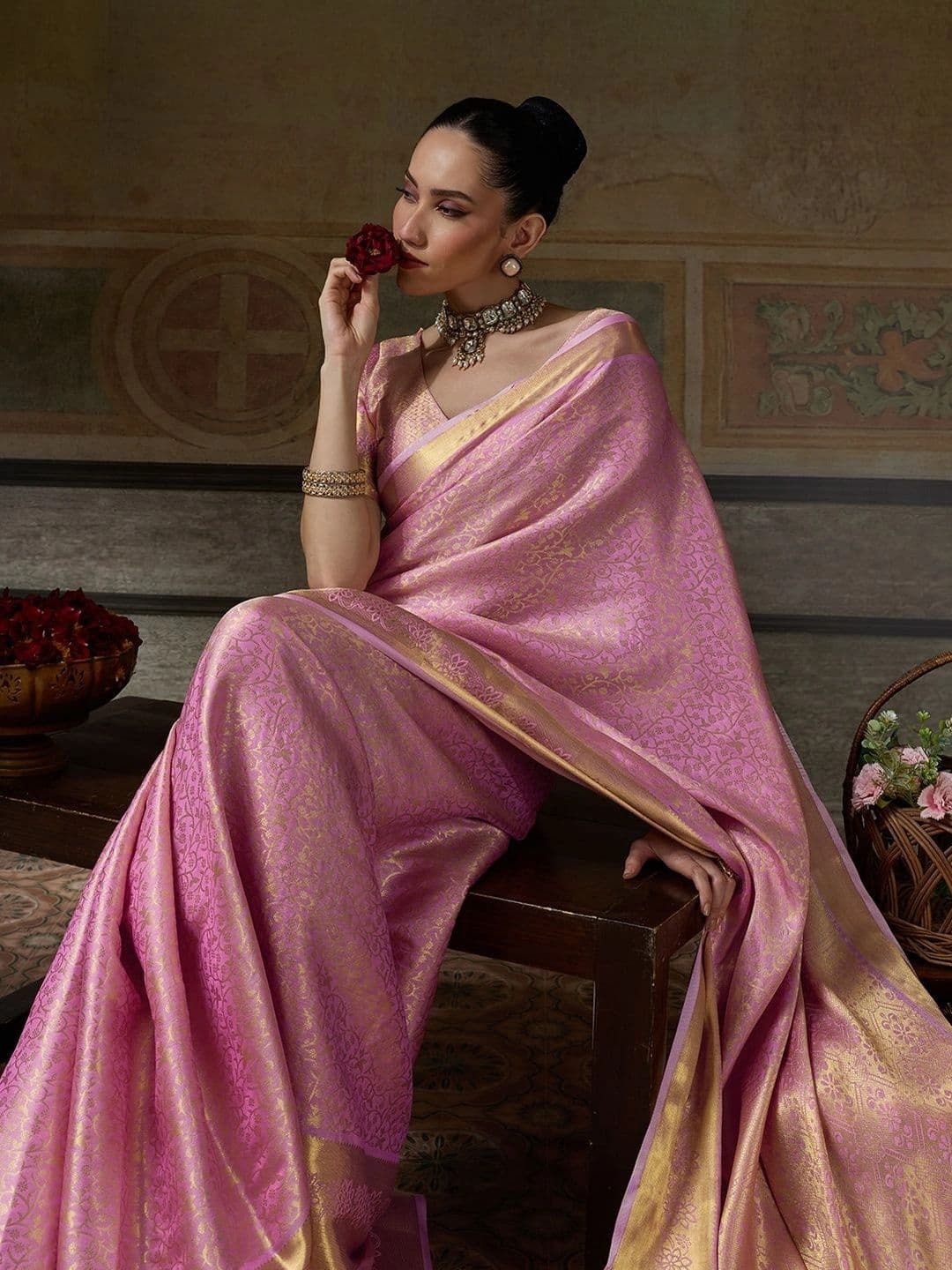 Sutriti Zari Silk Blend Designer Banarasi Saree thumbnail 4