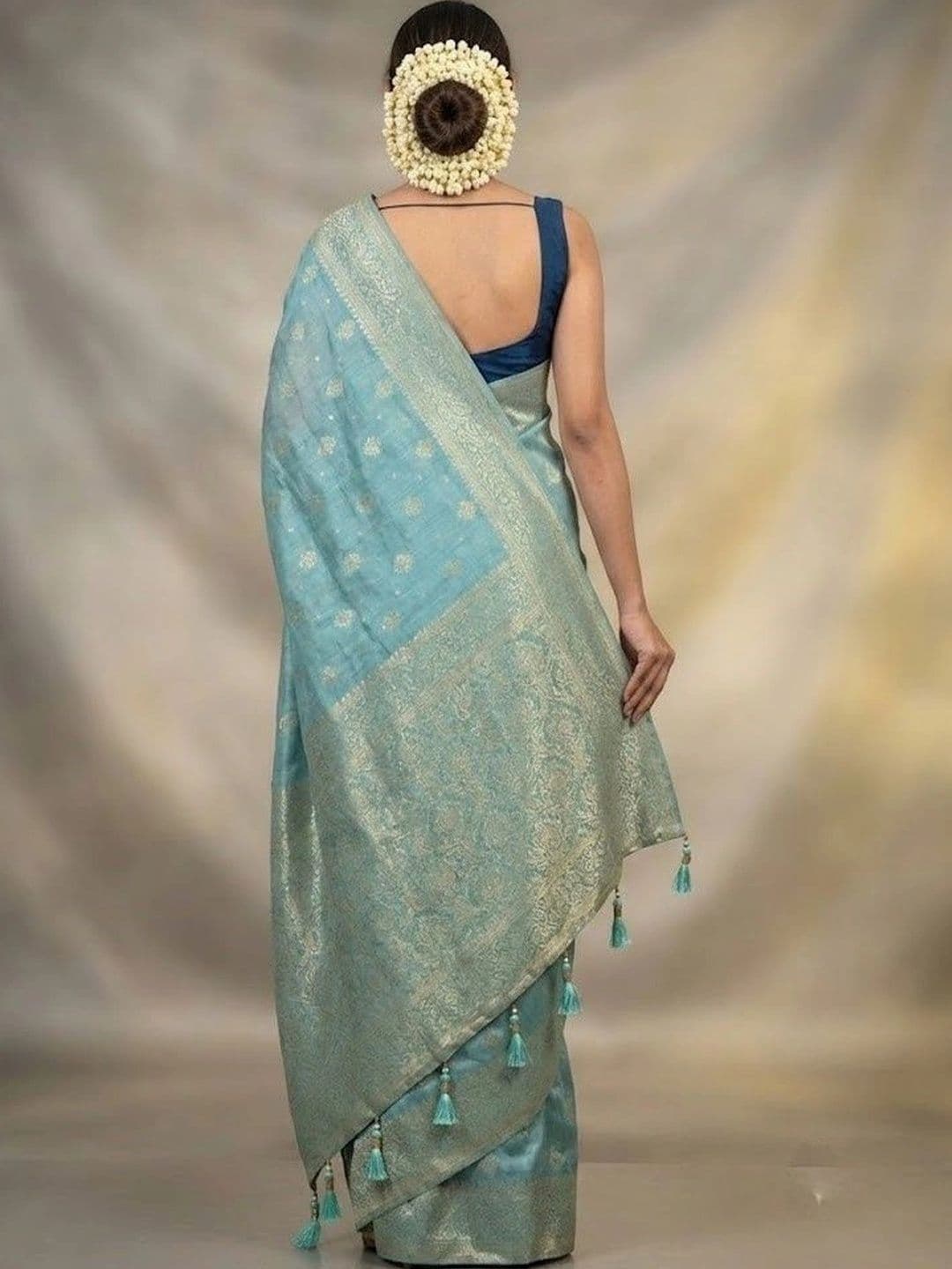 THE AQUARIUS Woven Design Zari Art Silk Banarasi Saree thumbnail 2