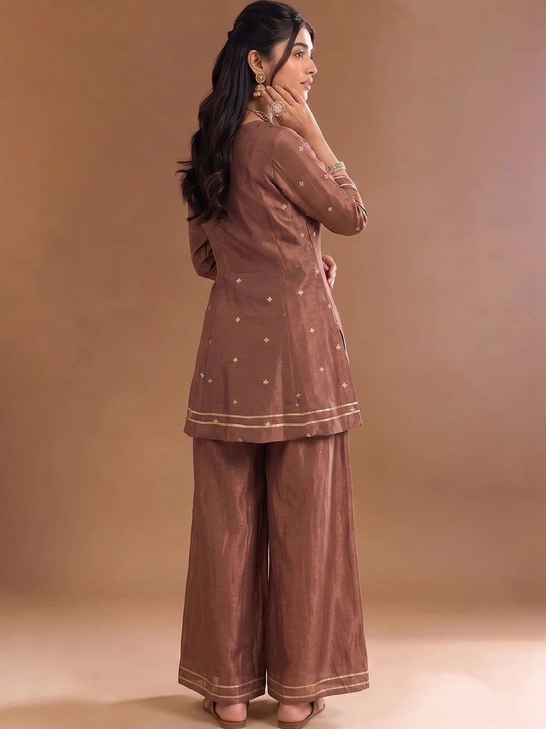 Varanga Women Ethnic Motifs Embroidered Empire Thread Work Kurta with Palazzos & With Dupatta thumbnail 5