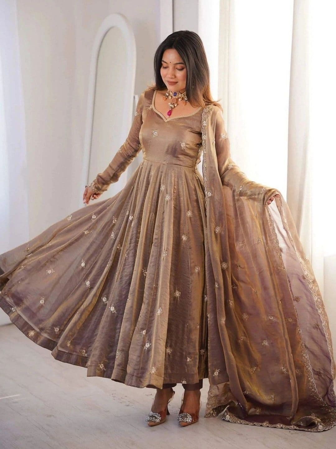 HERE&NOW Women Ethnic Motifs Embroidered Regular Thread Work Kurta with Trousers & With Dupatta thumbnail 4