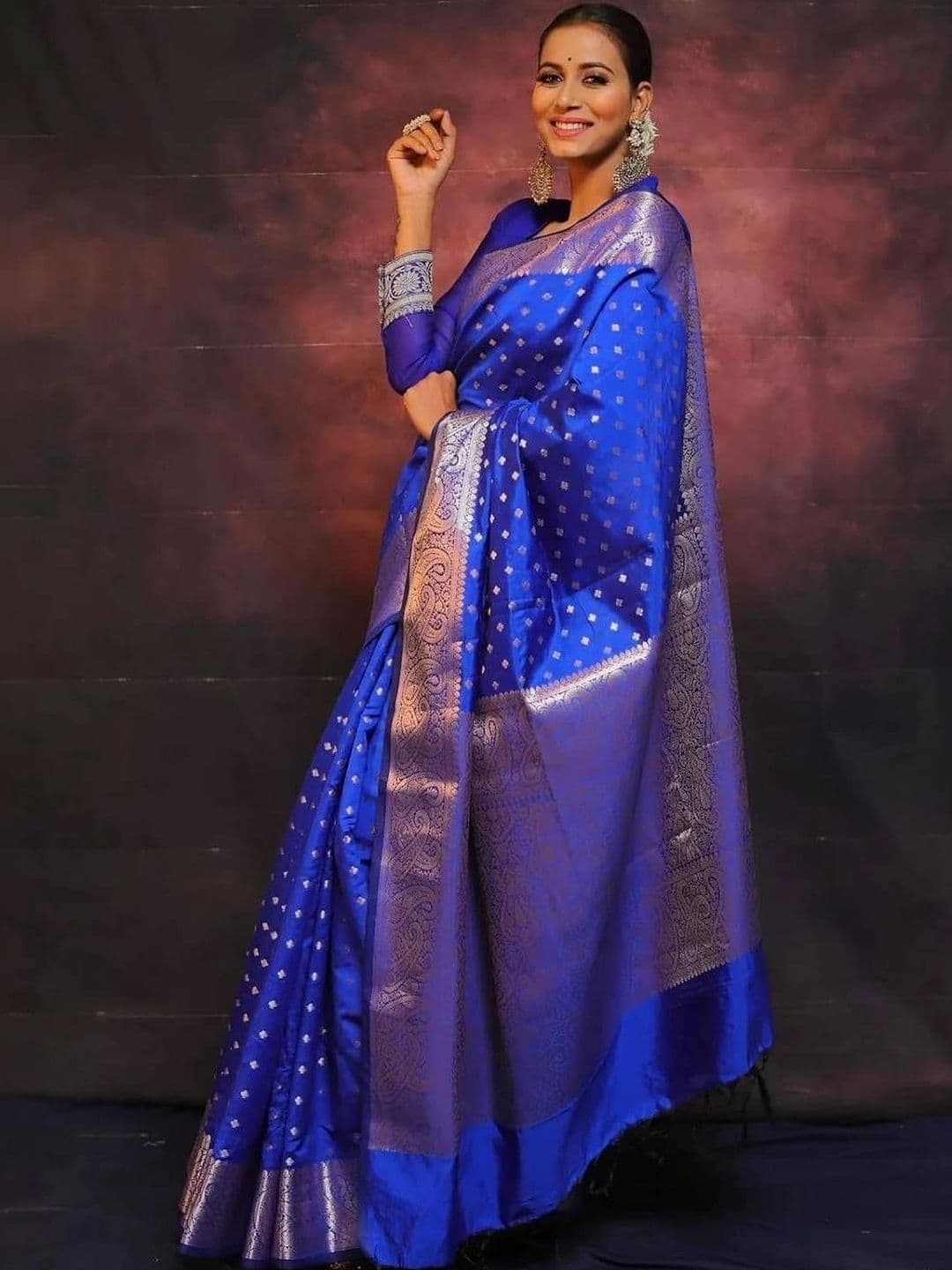 Okom Woven Design Zari Art Silk Banarasi Saree thumbnail 4
