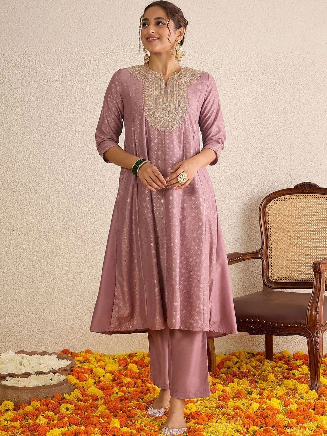 Janasya Ethnic Motifs Printed Panelled Thread Work Muslin Kurta With Palazzo & Dupatta Set thumbnail 3