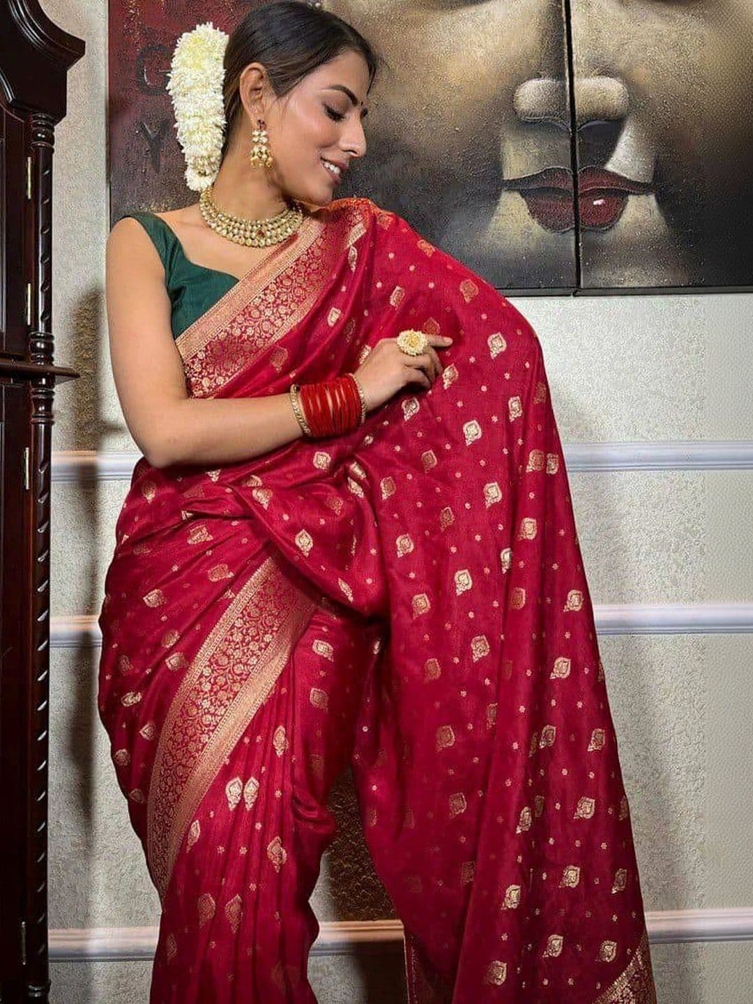 Vidula Fashion Woven Design Zari Art Silk Banarasi Saree thumbnail 3