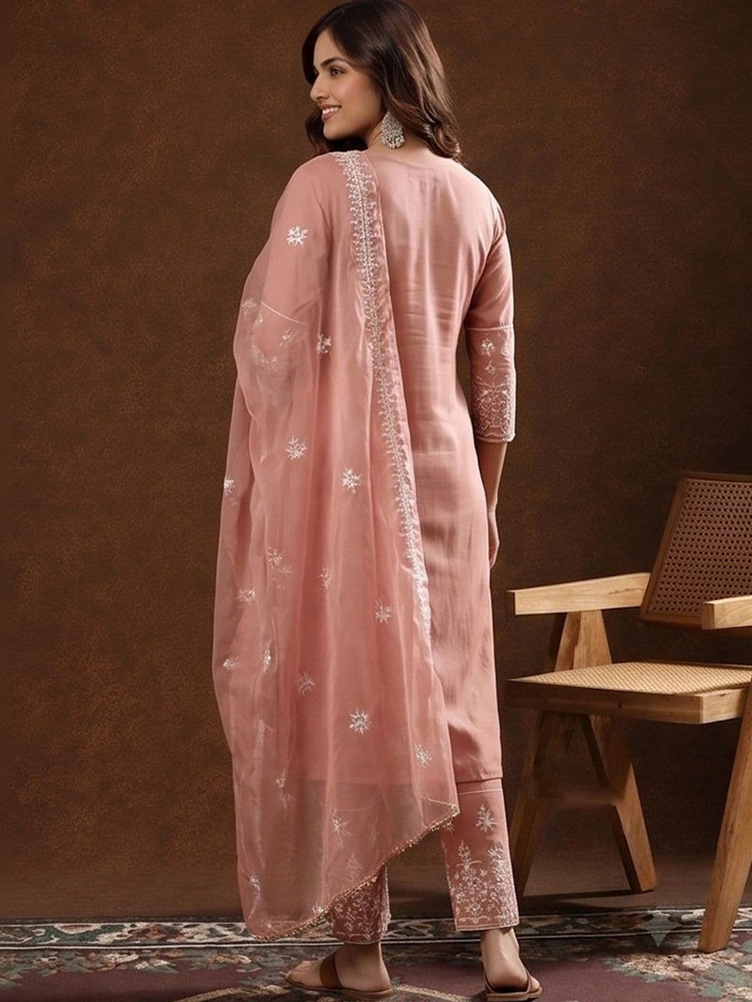 Anouk Women Ethnic Motifs Embroidered Regular Thread Work Pure Cotton Kurta with Trousers & With Dupatta thumbnail 6