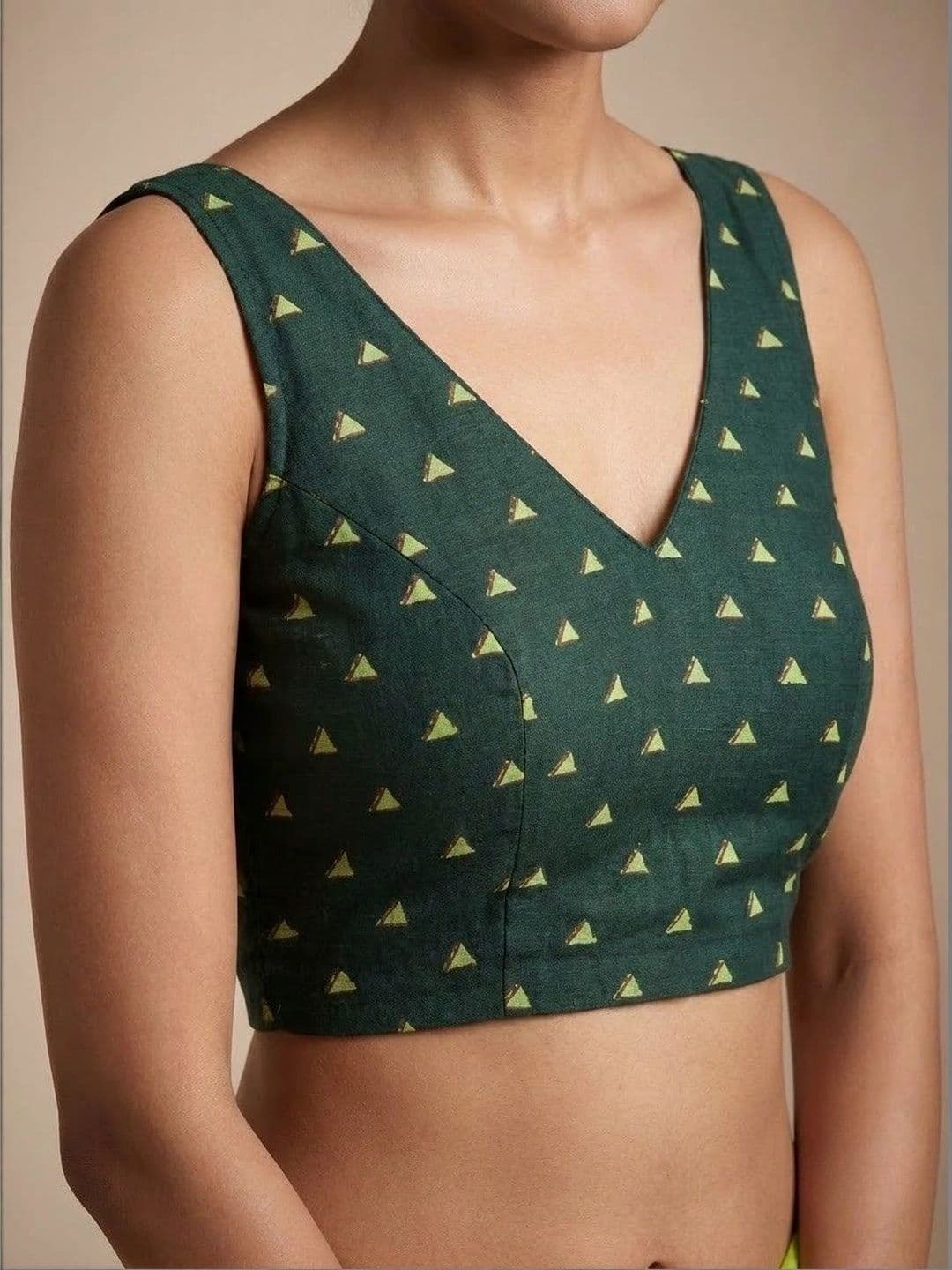 Anouk Ethnic Motifs Pure Linen Saree thumbnail 2