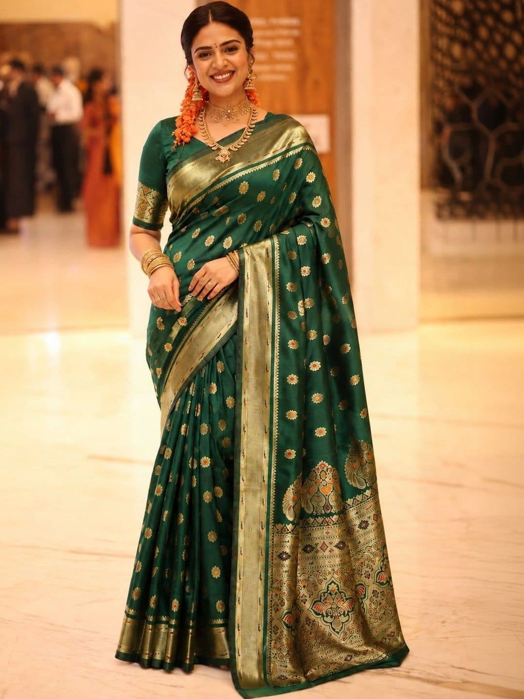 Veera Collection Woven Design Zari Art Silk Designer Banarasi Saree thumbnail 2