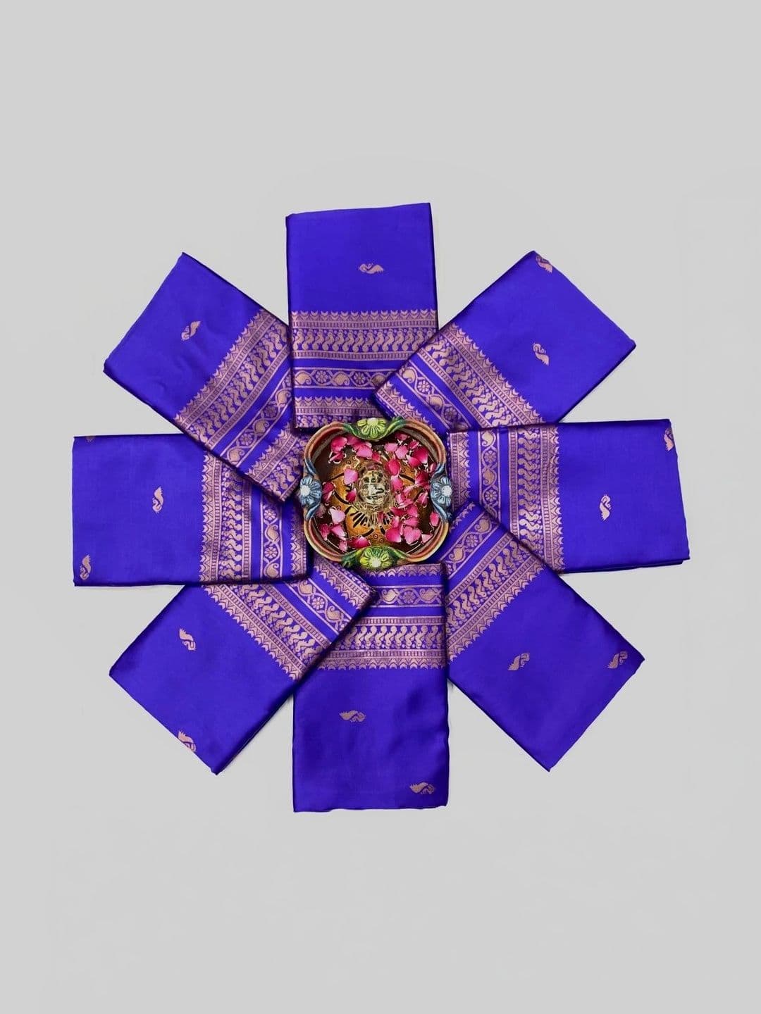 Okom Woven Design Zari Art Silk Banarasi Saree thumbnail 2