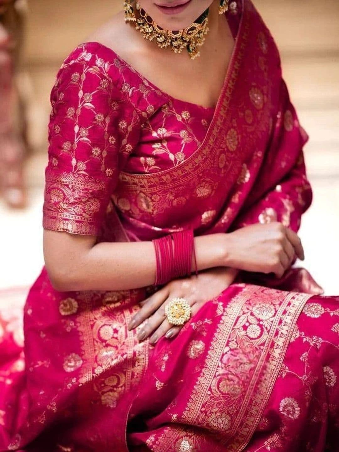 THE AQUARIUS Woven Design Zari Art Silk Banarasi Saree thumbnail 3
