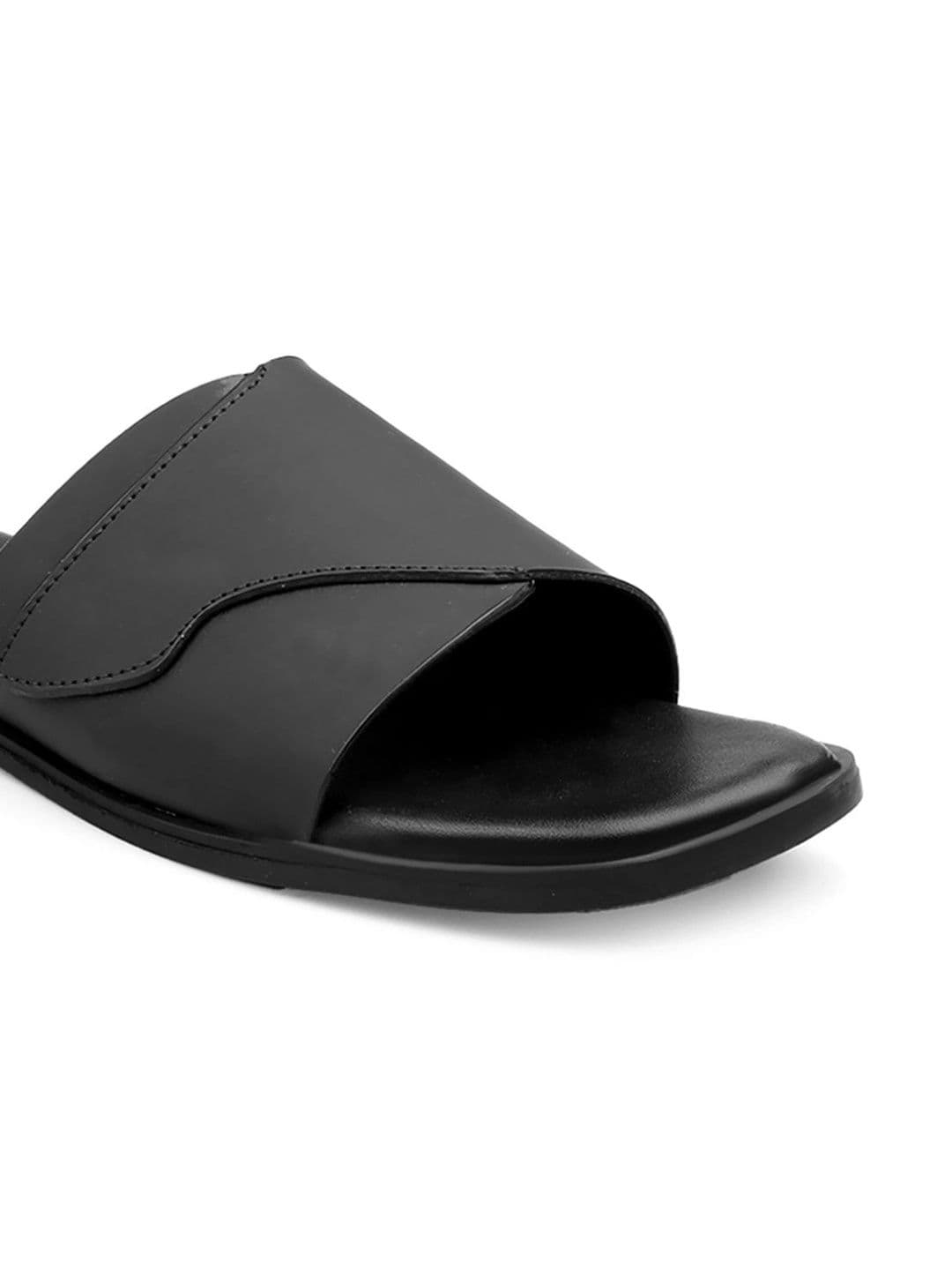Roadster Men Comfort Sandals thumbnail 3