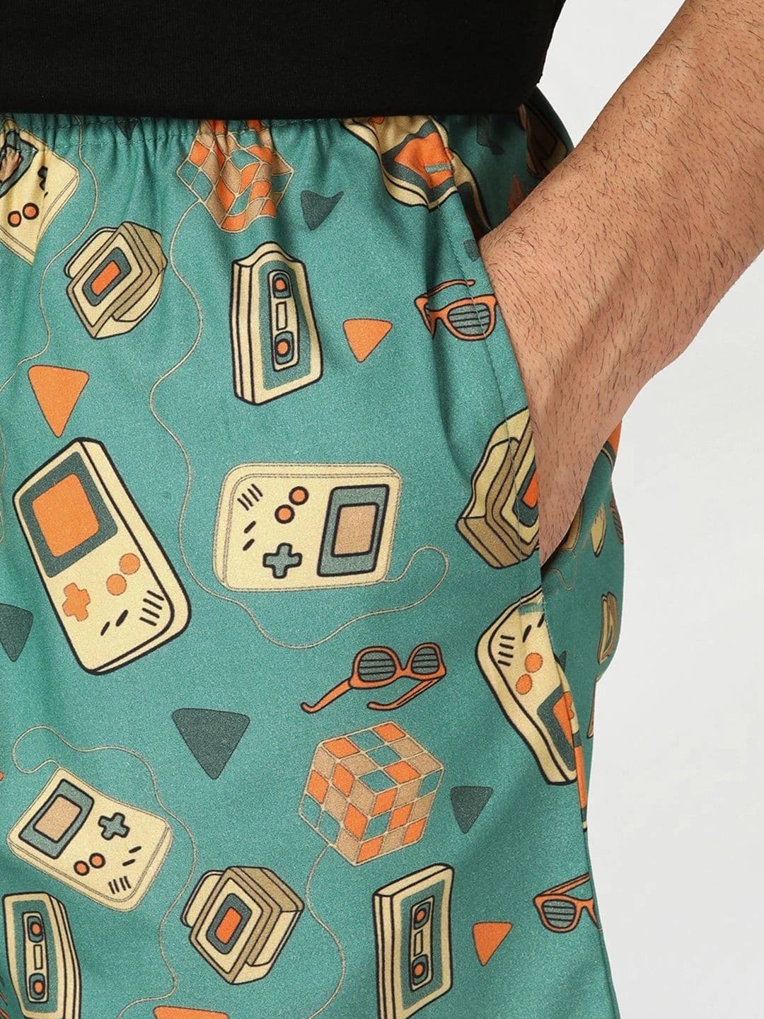 Bewakoof Men's Green All Over Printed Boxers thumbnail 12