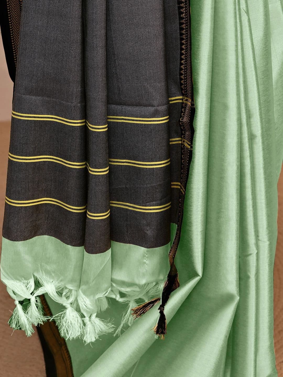 KALINI Woven Design Zari Designer Gadwal Saree thumbnail 3