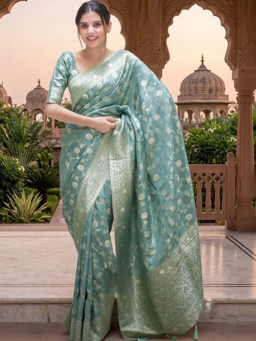 THE AQUARIUS Woven Design Zari Art Silk Banarasi Saree - view 1