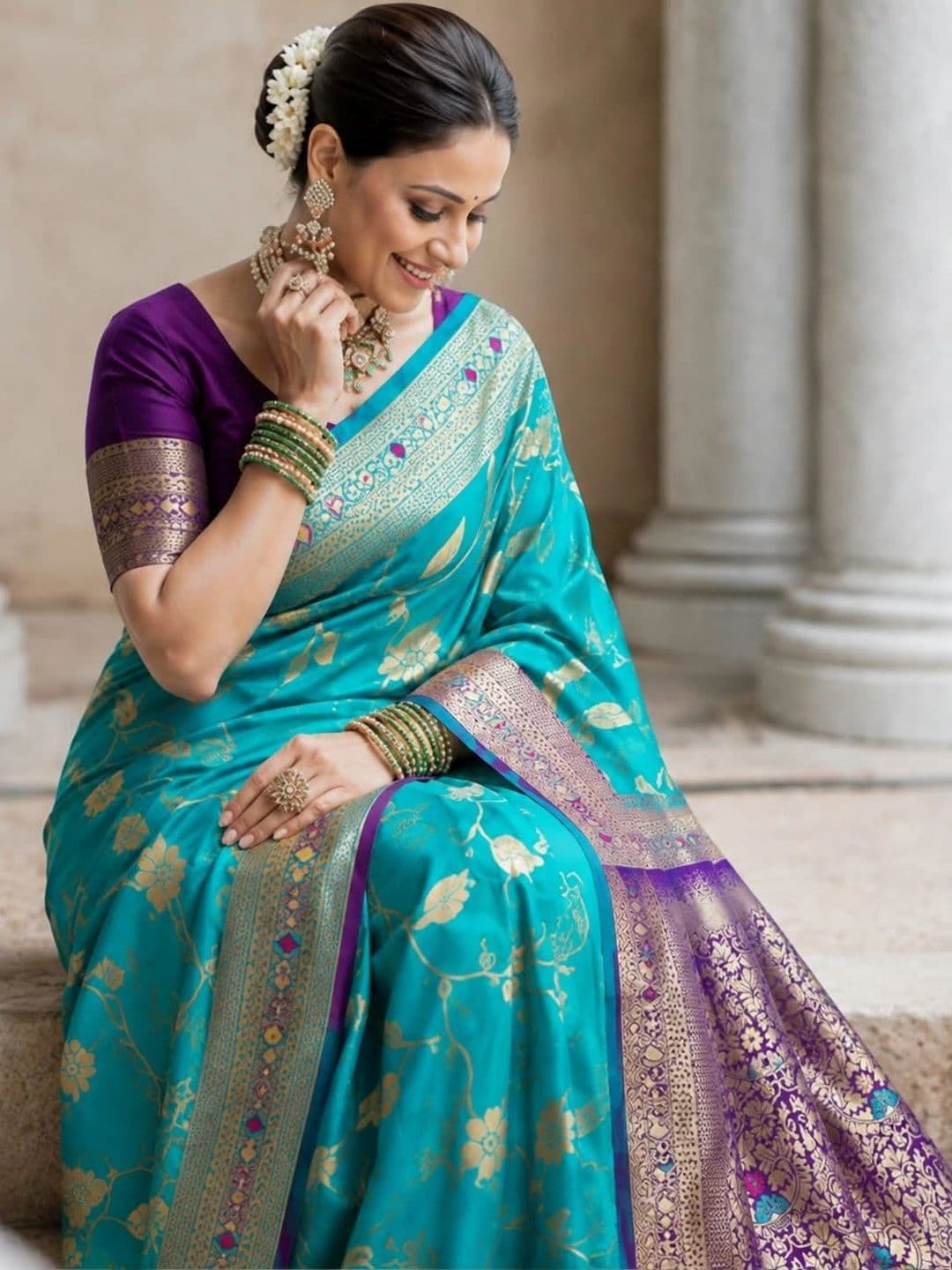 vastranagari Woven Design Zari Art Silk Designer Banarasi Saree thumbnail 3
