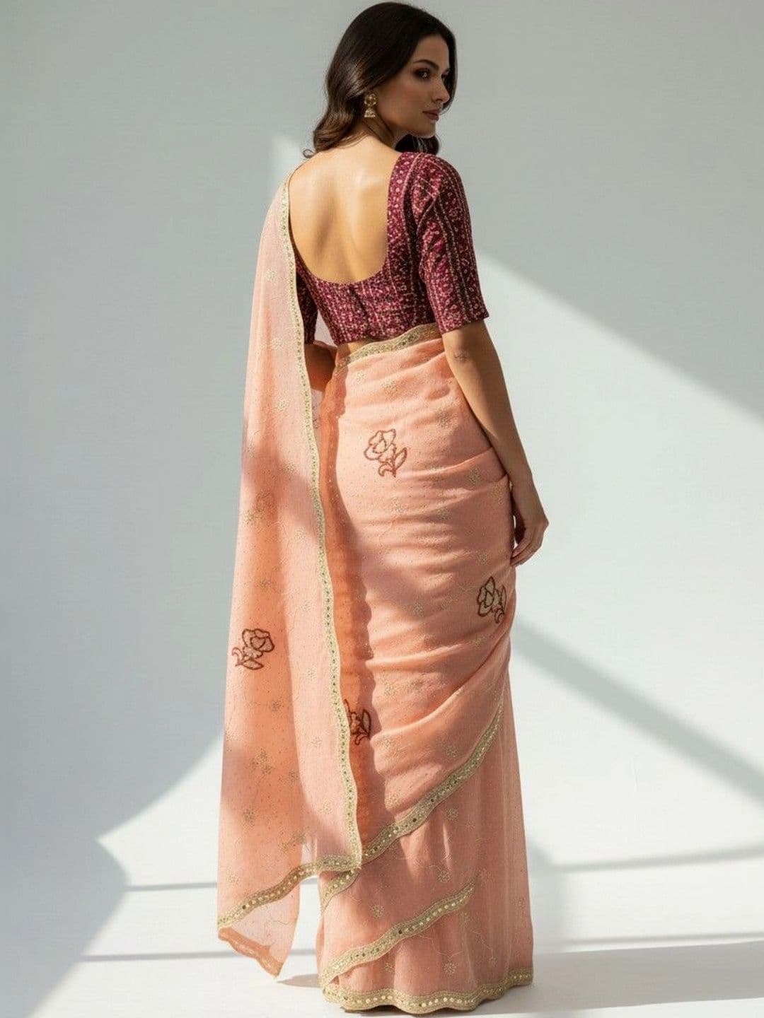 SmileyFashion Floral Embroidered Poly Georgette Saree thumbnail 5