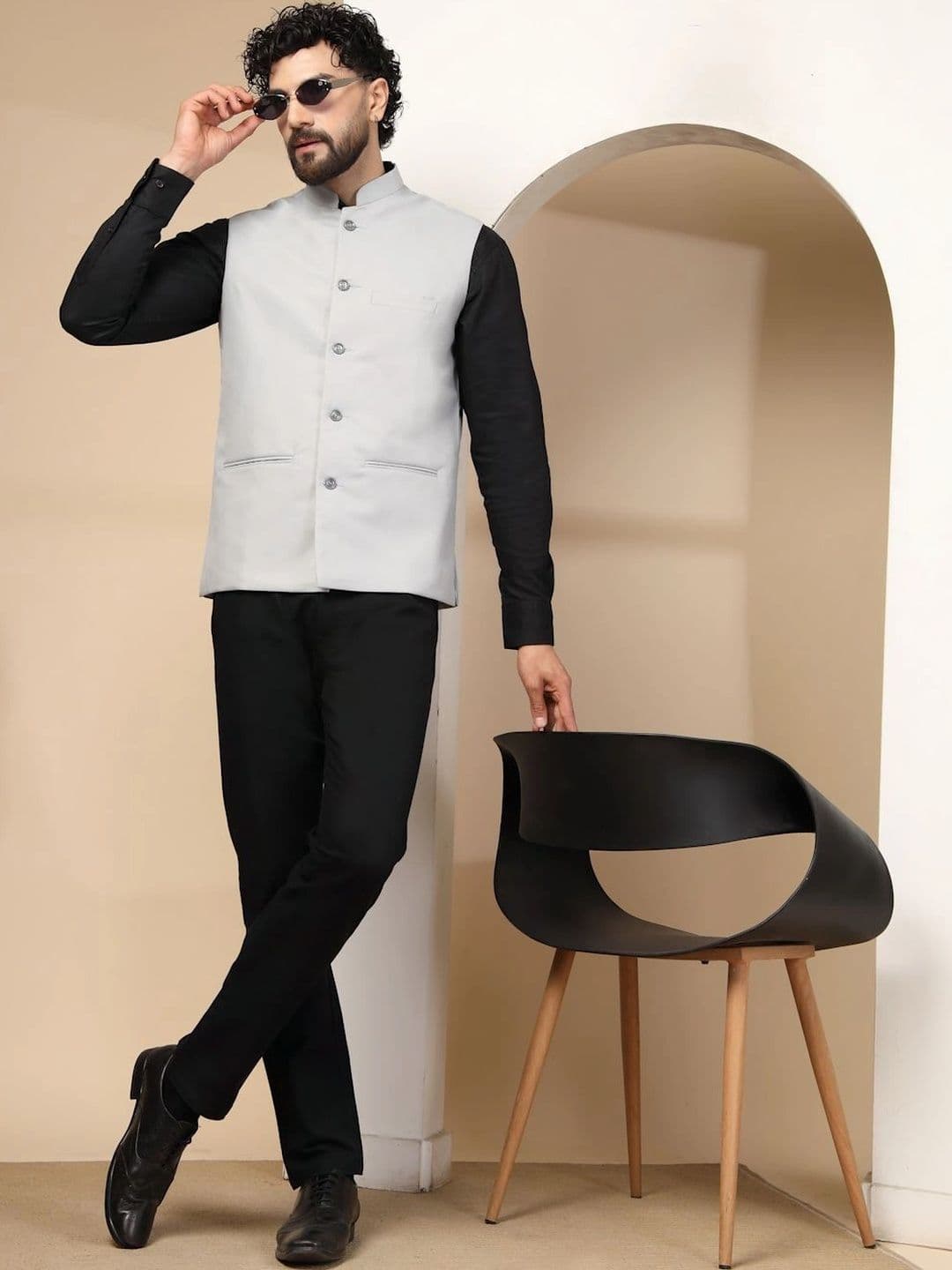 Vastraa Fusion Men Pure Cotton Mandarin Collar Nehru Jackets thumbnail 3