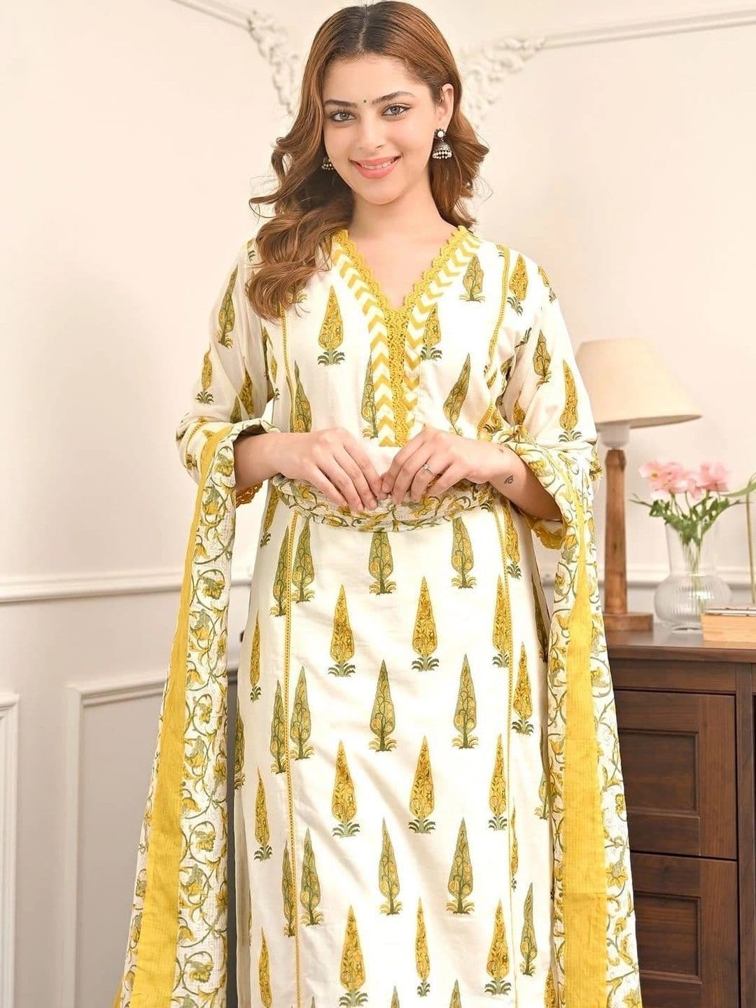 HERE&NOW Women Ethnic Motifs Printed Regular Pure Cotton Kurta with Trousers & With Dupatta thumbnail 3