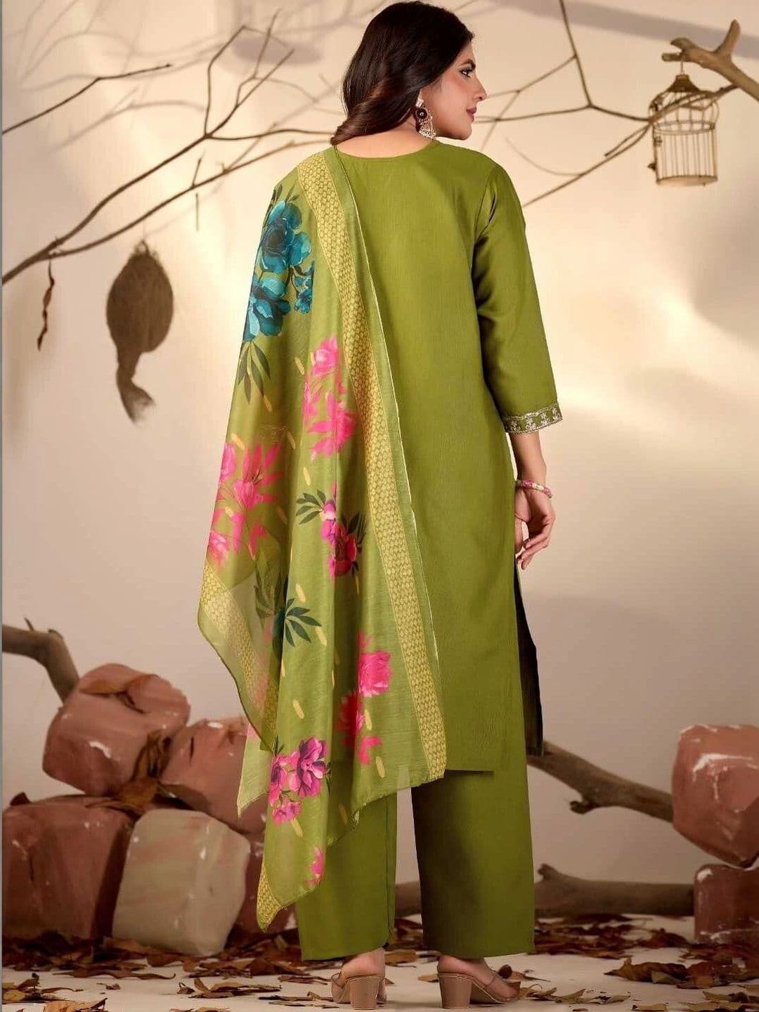 NAVYAAZRI Women Floral Embroidered Regular Thread Work Kurta with Trousers & With Dupatta thumbnail 3