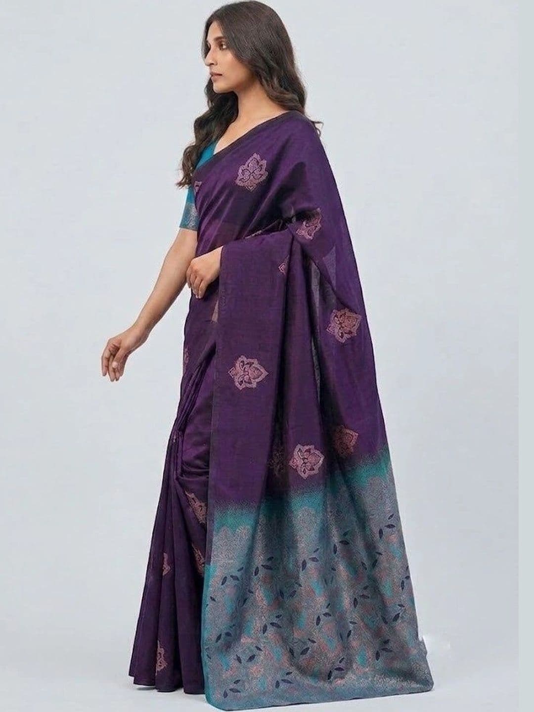 VelvetHue Woven Design Zari Art Silk Banarasi Saree thumbnail 5