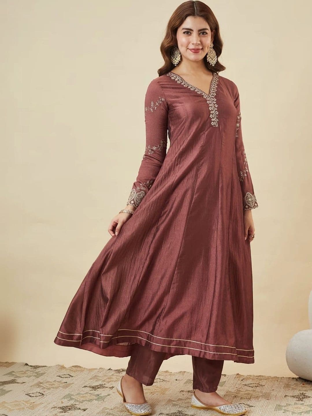 Lookmark Women Ethnic Motifs Embroidered Regular Thread Work Kurta with Trousers & With Dupatta thumbnail 5