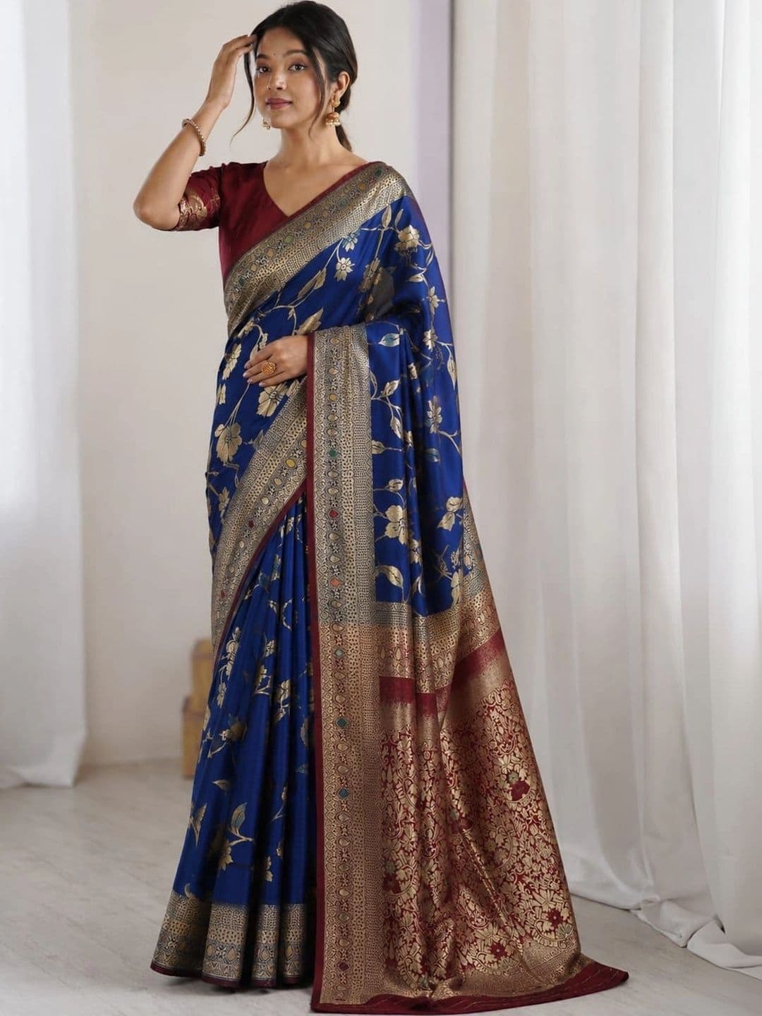 Veera Collection Woven Design Zari Art Silk Designer Banarasi Saree - view 1