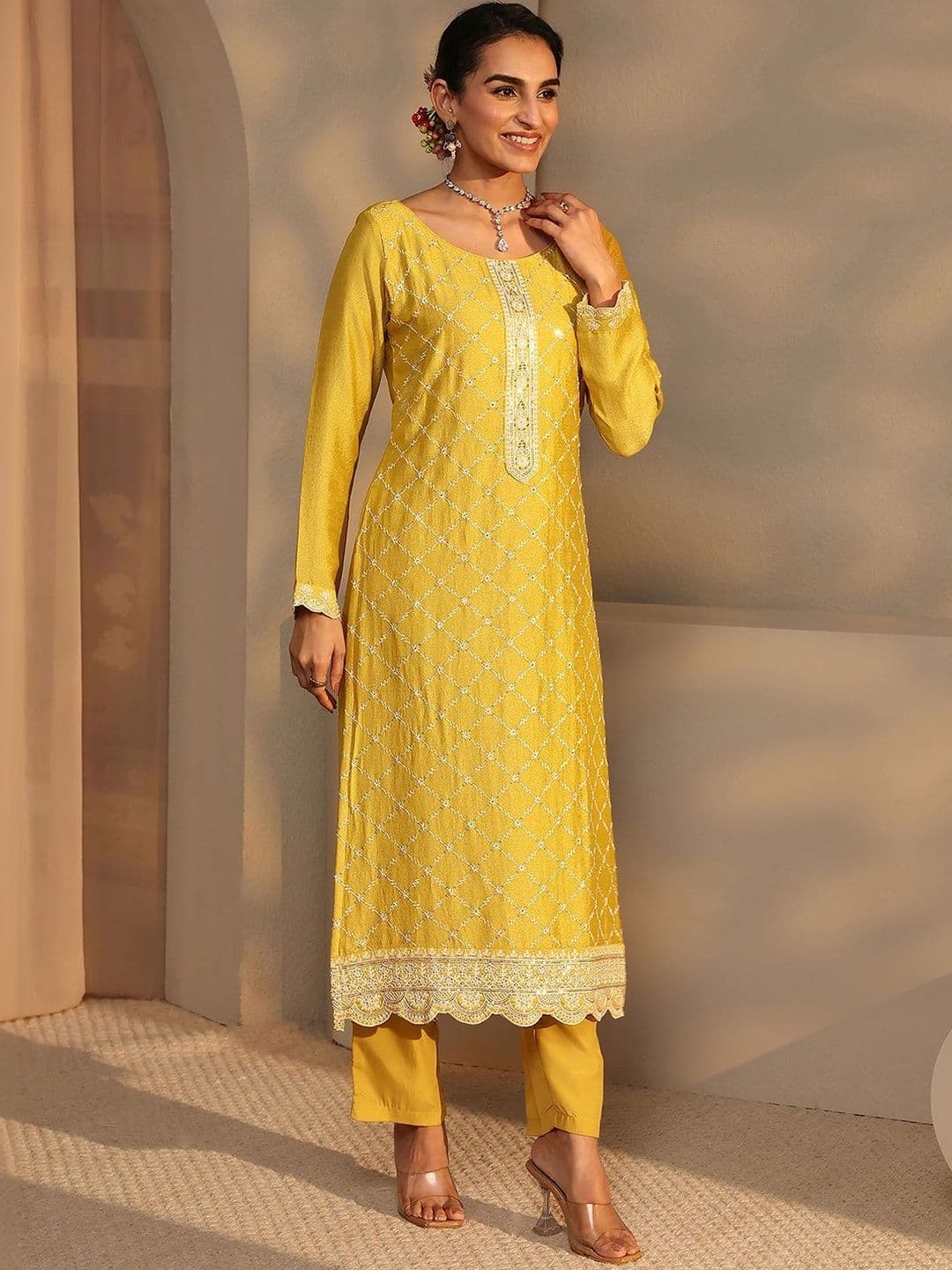 Libas Women Ethnic Motifs Embroidered Regular Thread Work Kurta with Trousers & With Dupatta thumbnail 2
