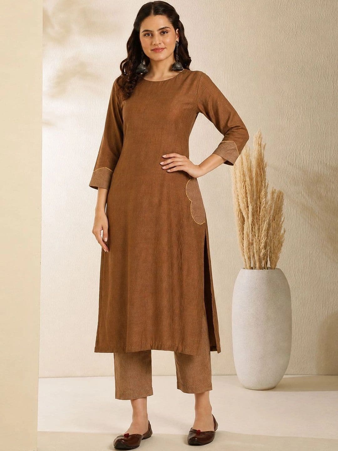 Sangria Women Regular Kurta with Trousers - view 1