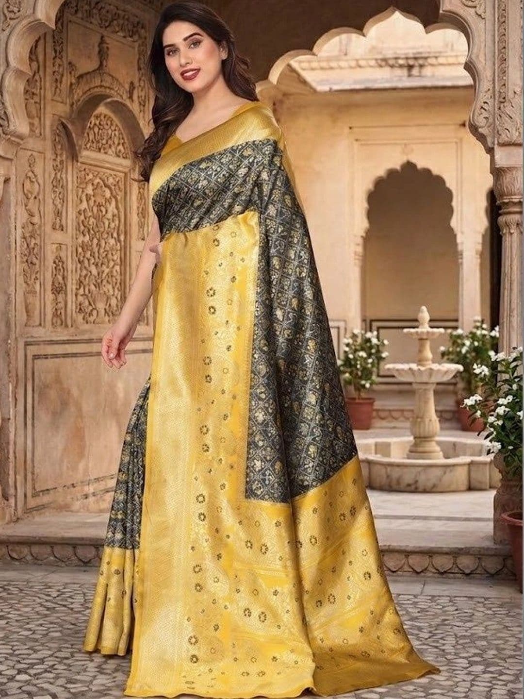 Aaishvyapparels Woven Design Zari Art Silk Banarasi Saree - view 1
