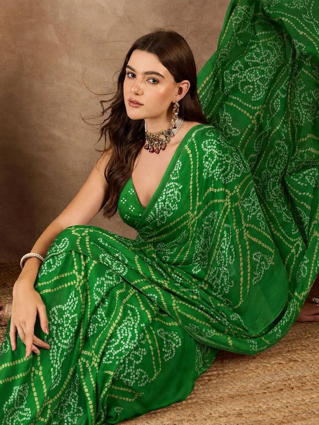 SANJANA  SILK SANJANA SILK Bandhani Pure Georgette Saree thumbnail 5