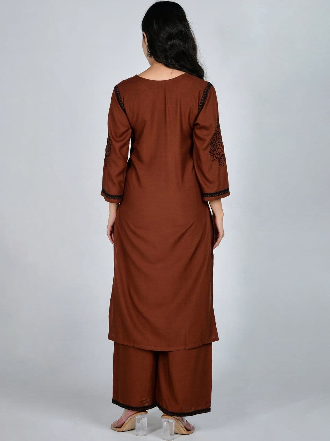 YOJINI Women Ethnic Motifs Embroidered Regular Thread Work Kurta with Palazzos thumbnail 3