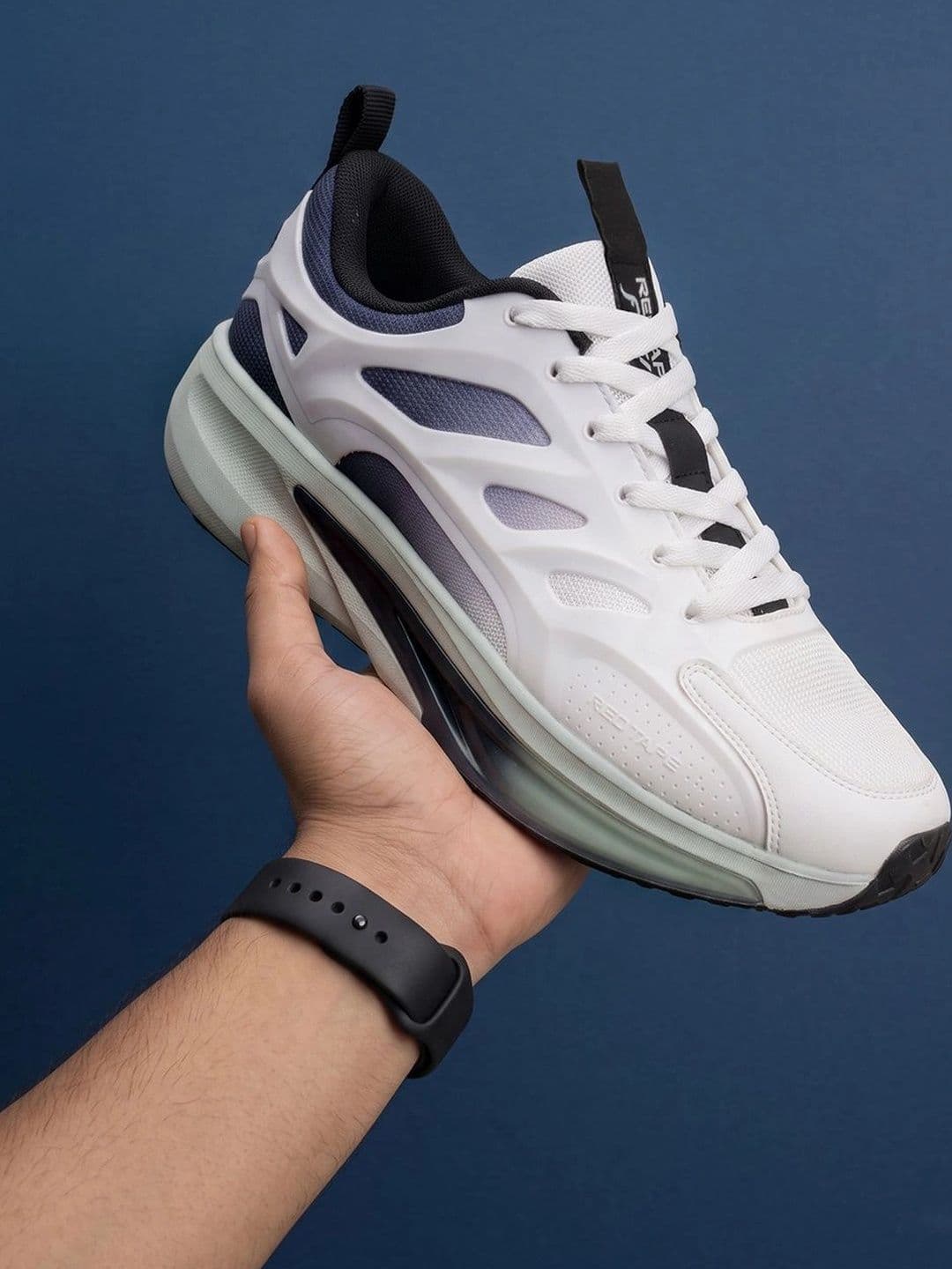 Red Tape Men Mesh Training or Gym Shoes thumbnail 6