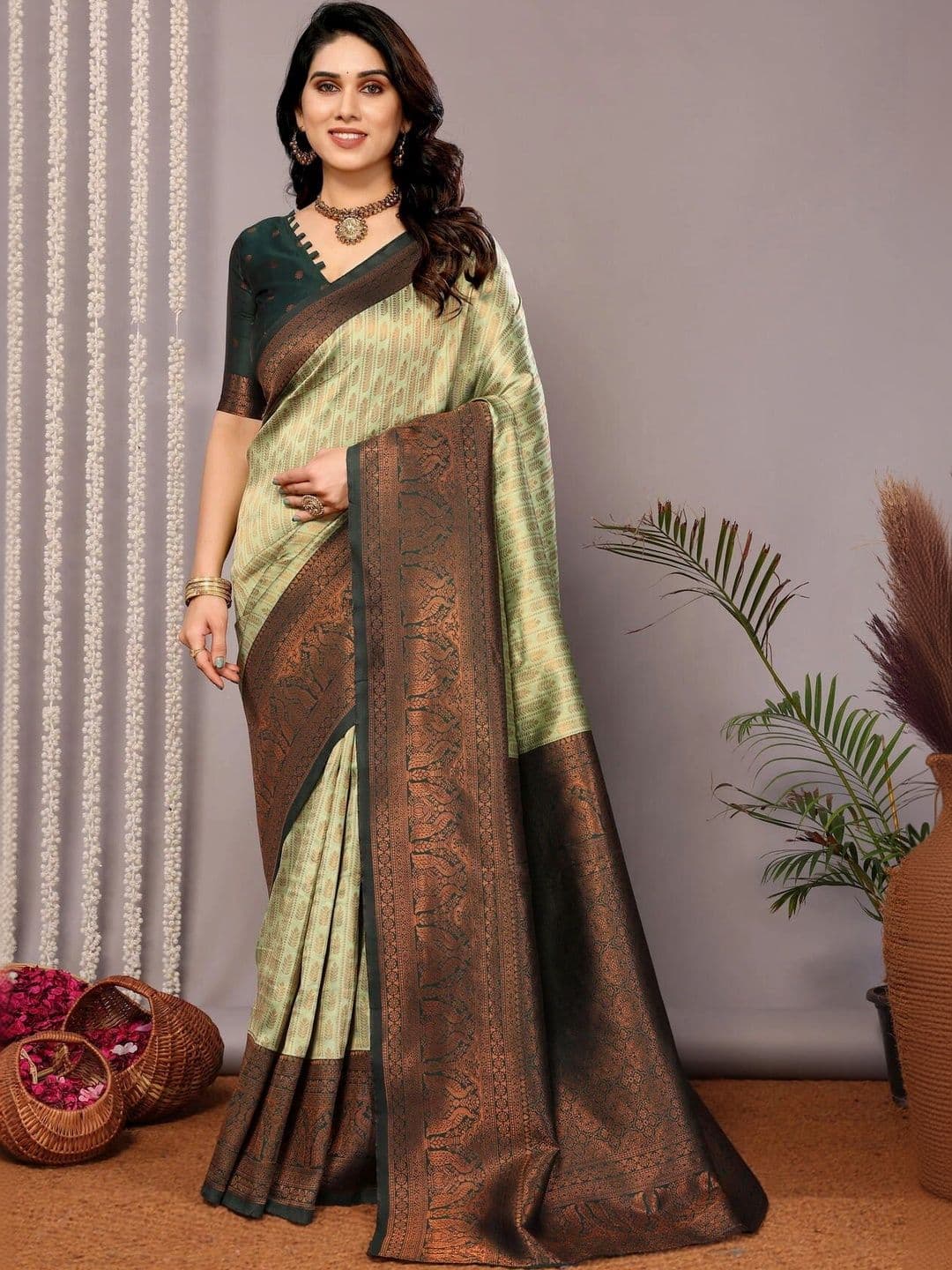 VS MALL Ethnic Motifs Zari Banarasi Saree - view 1
