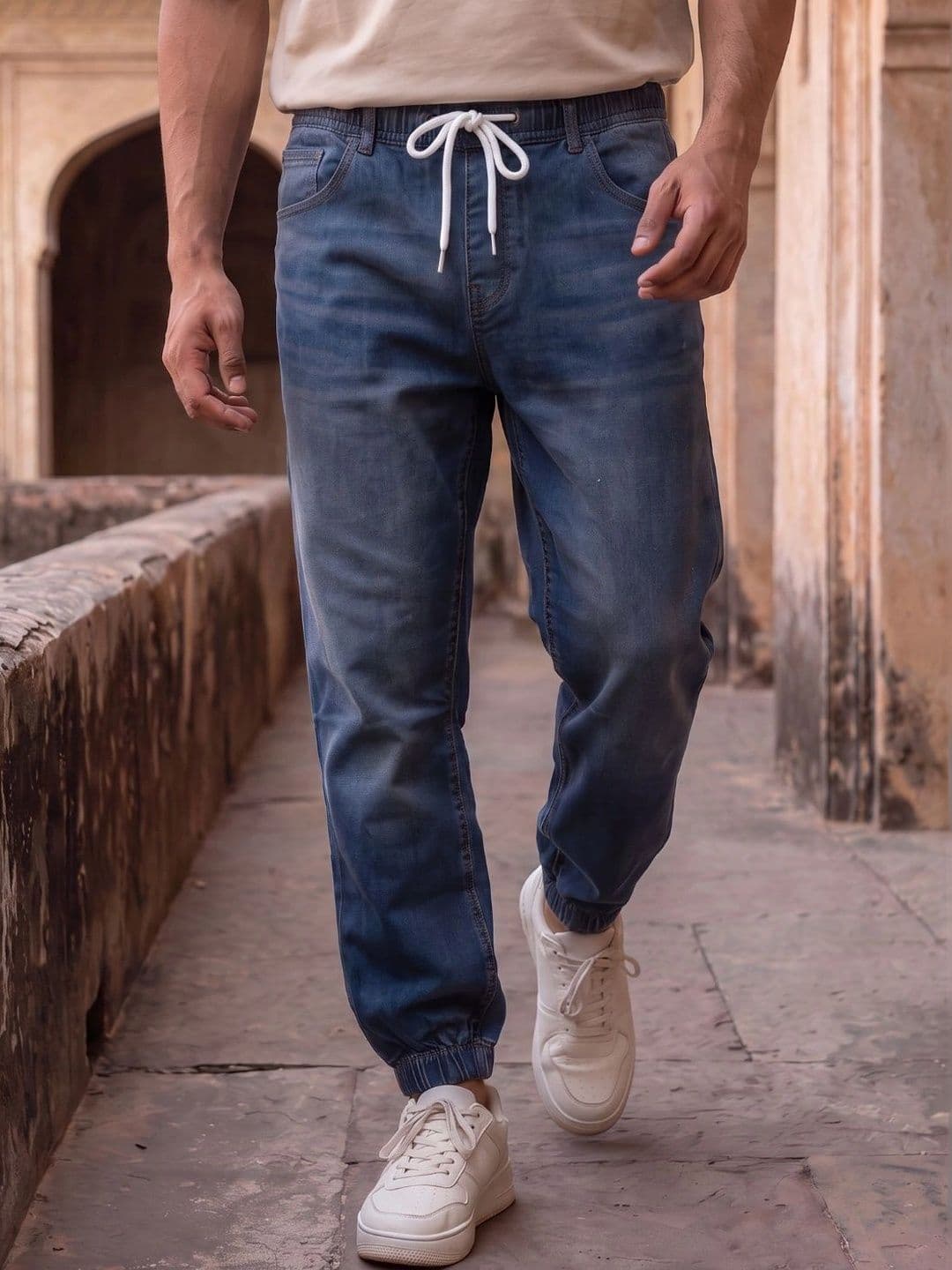 MAKPAK Men Jean Regular Fit Mid-Rise Cuffed Hem Jeans - view 1
