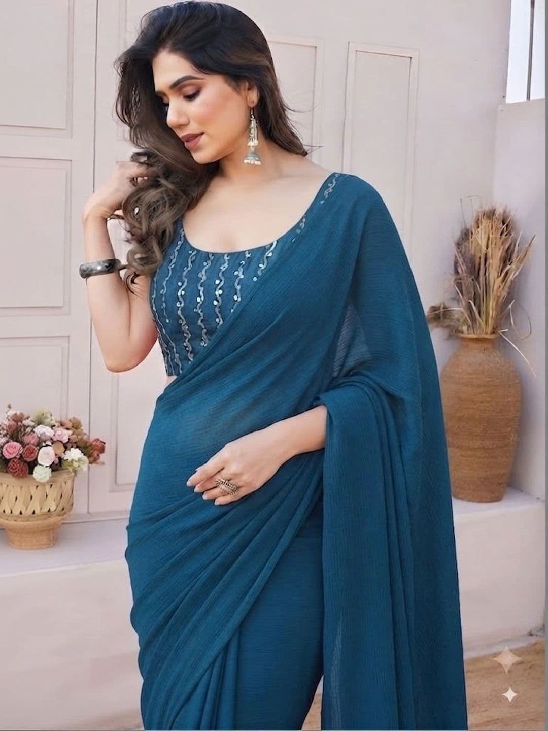 VRAGI Embellished Sequinned Saree thumbnail 3