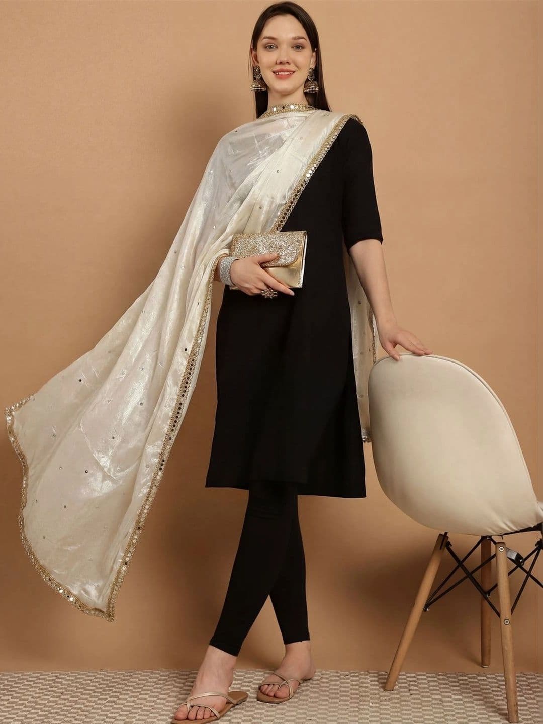 KALINI Dupatta with Sequinned thumbnail 2