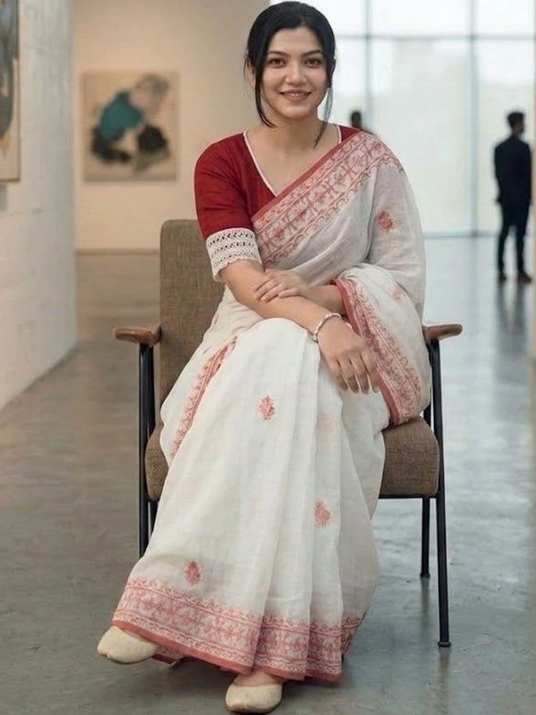 Narayan creations Woven Design Embroidered Art Silk Banarasi Saree thumbnail 6