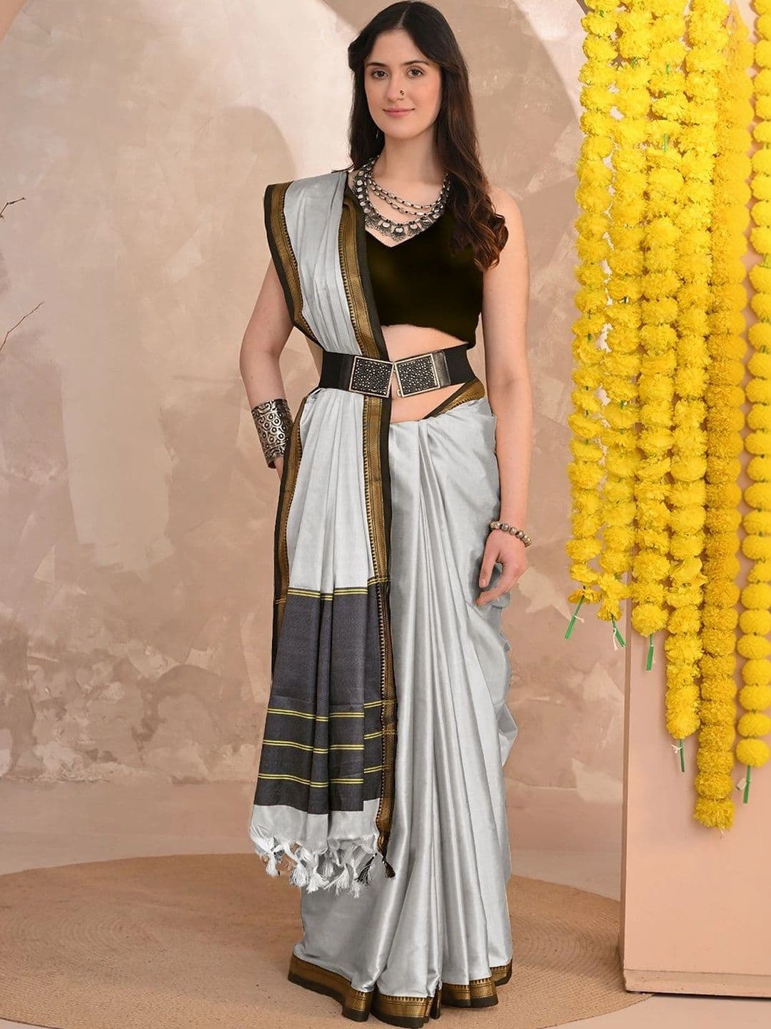 KALINI Striped Zari Designer Gadwal Saree thumbnail 2