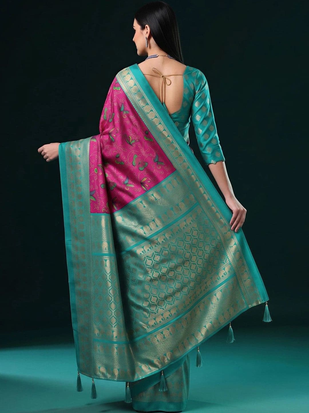 Anouk Floral Zari Designer Banarasi Saree thumbnail 2