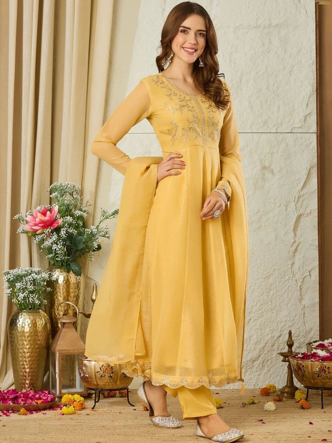 MOKOSH Women Ethnic Motifs Embroidered Empire Sequinned Pure Silk Kurta with Trousers & With Dupatta thumbnail 4