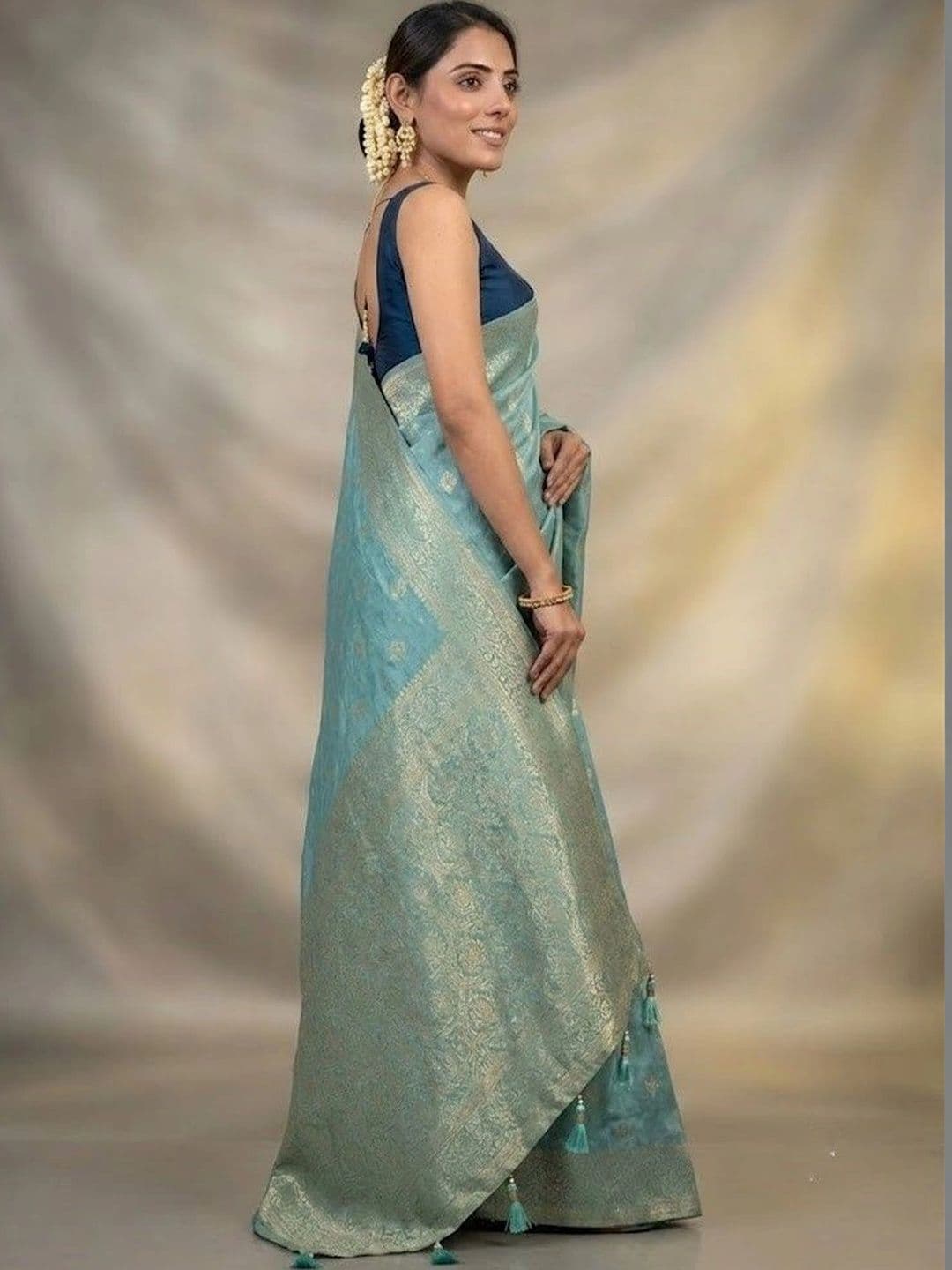 Bhagirath Fashion Woven Design Zari Art Silk Banarasi Saree thumbnail 3