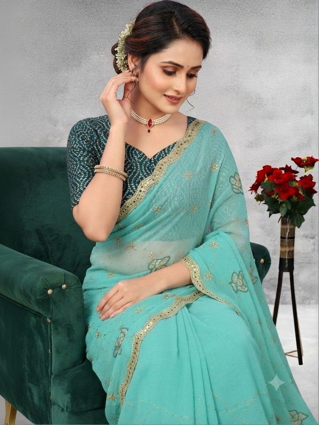 SmileyFashion Floral Embroidered Poly Georgette Saree thumbnail 2