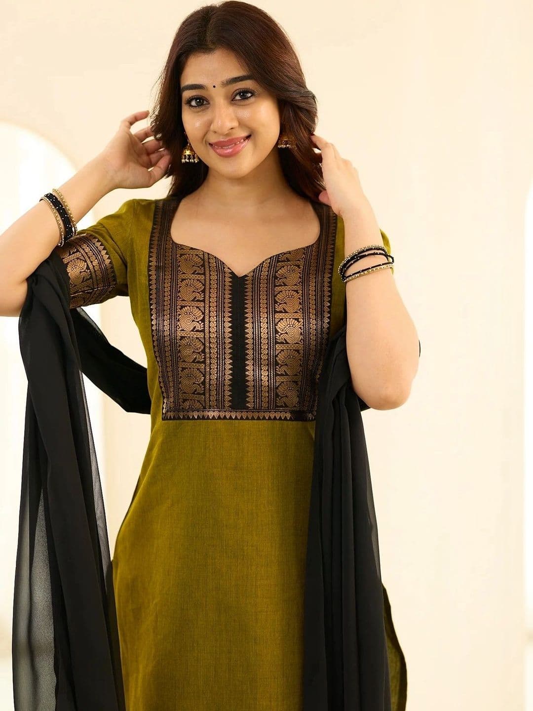 HERE&NOW Women Ethnic Motifs Regular Kurta With Dupatta thumbnail 2