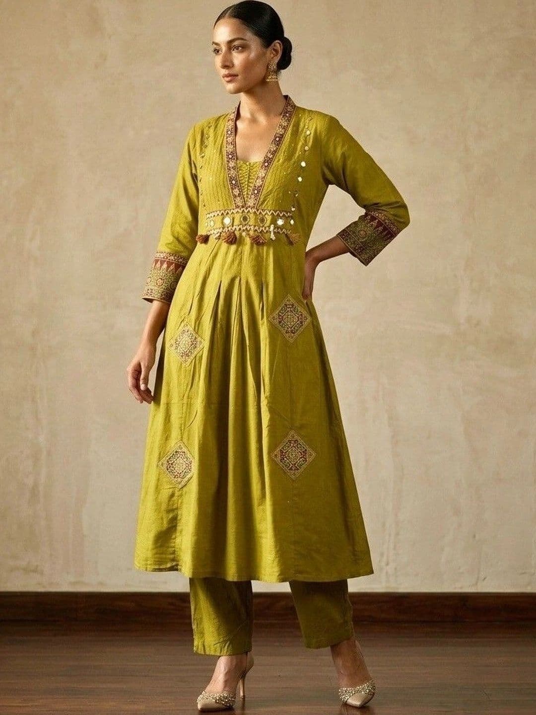SHEMAIAH Women Ethnic Motifs Embroidered Pure Cotton Kurta with Trousers & With Dupatta thumbnail 5