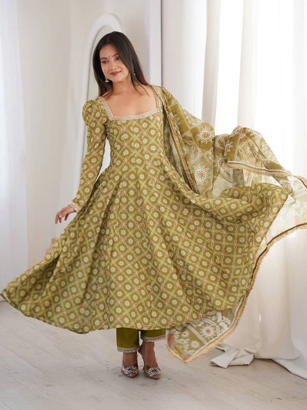 Kurtibella Women Ethnic Motifs Regular Pure Cotton Kurta with Trousers & With Dupatta - view 1