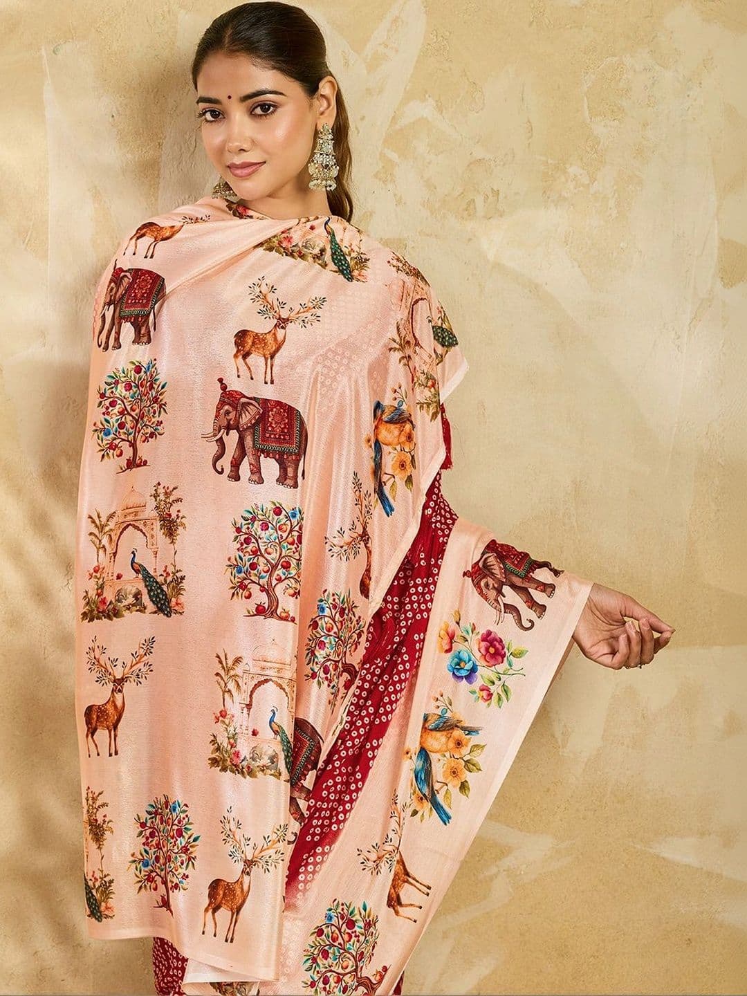 DIVASTRI Bandhani Silk Blend Designer Bandhani Saree thumbnail 3